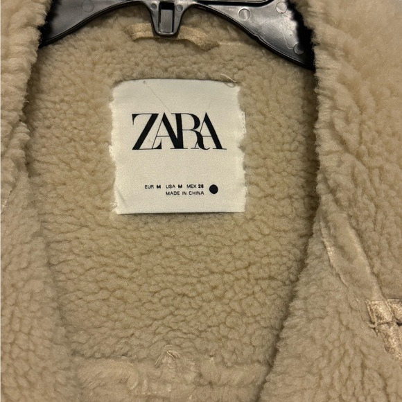 Zara Coat - side medium! Like new/ only worn once - Picture 7 of 7